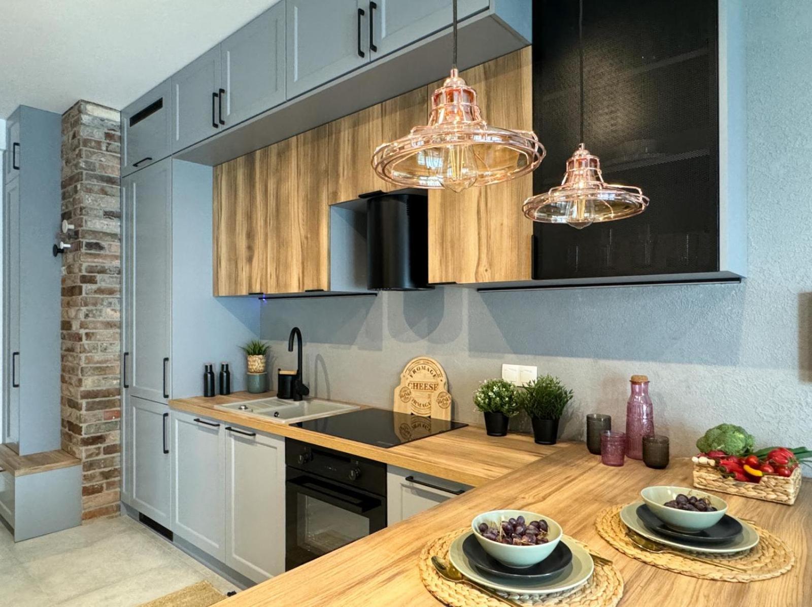 Lakru Apartments Global Office, Free Garage, Self Check-In Katoviçe Dış mekan fotoğraf