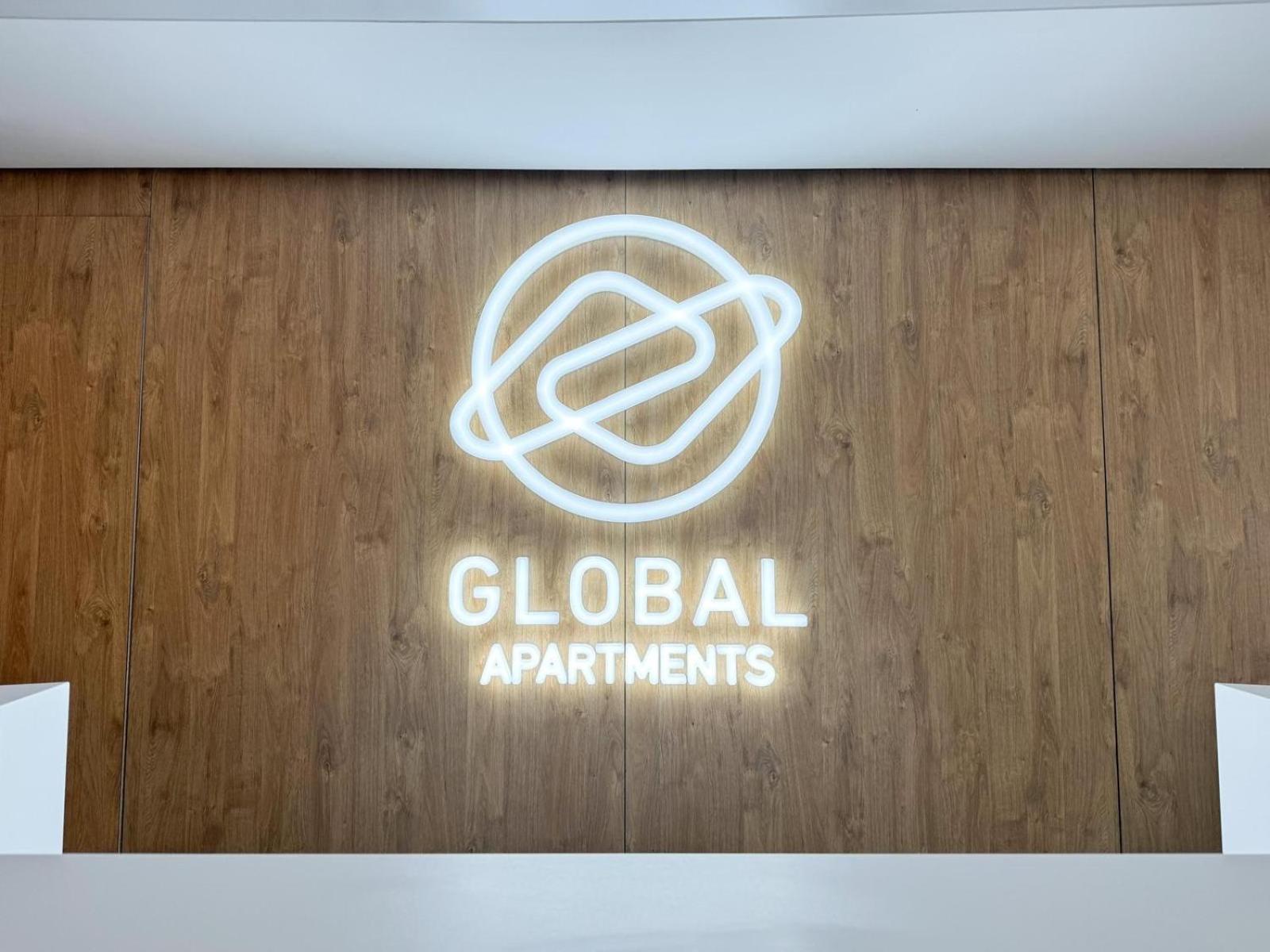 Lakru Apartments Global Office, Free Garage, Self Check-In Katoviçe Dış mekan fotoğraf