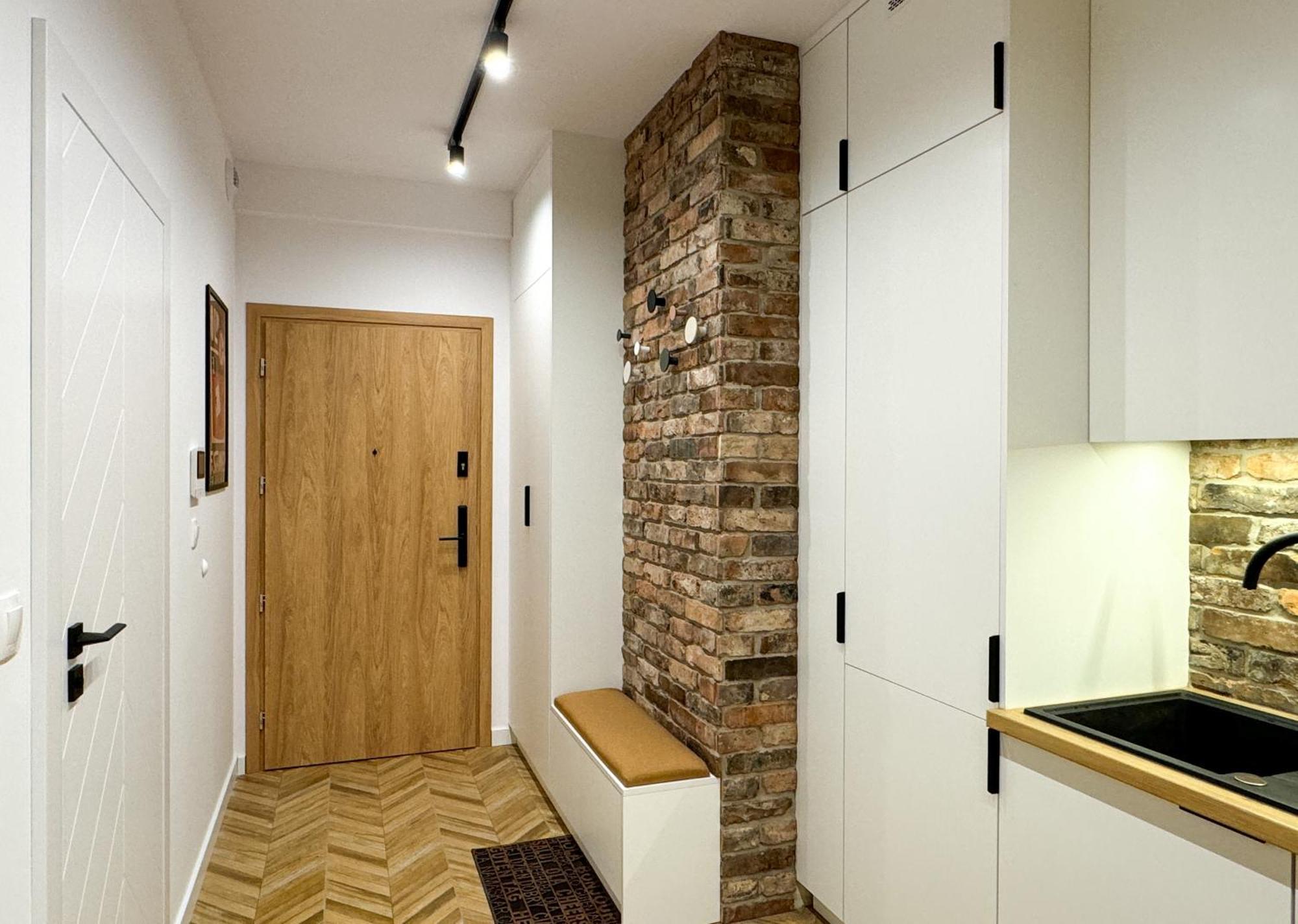 Lakru Apartments Global Office, Free Garage, Self Check-In Katoviçe Dış mekan fotoğraf