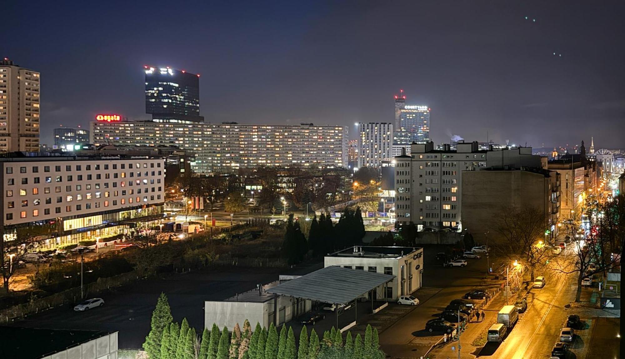 Lakru Apartments Global Office, Free Garage, Self Check-In Katoviçe Dış mekan fotoğraf