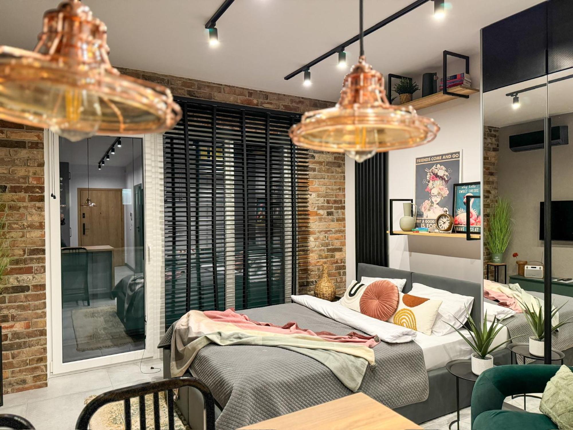 Lakru Apartments Global Office, Free Garage, Self Check-In Katoviçe Dış mekan fotoğraf